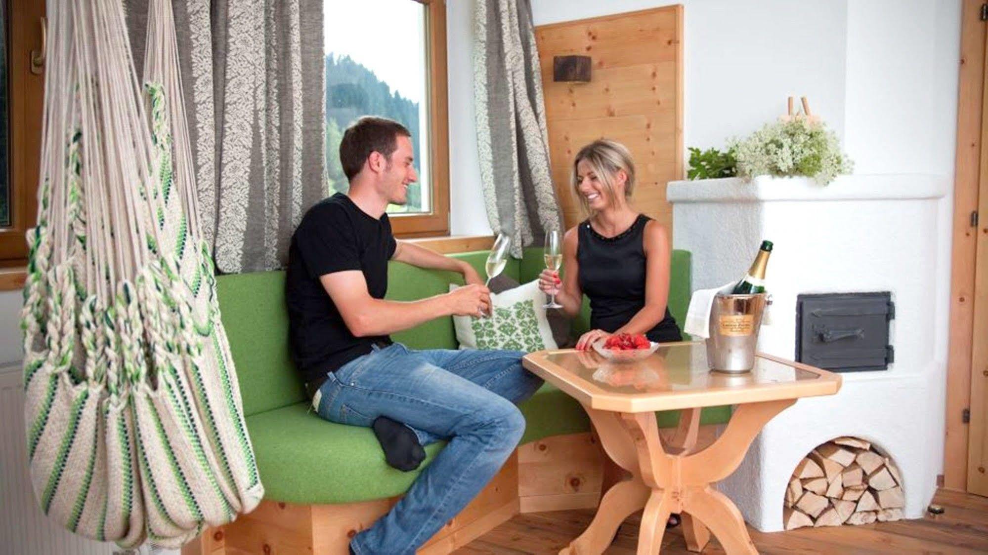 Natur- & Wanderhotel Tuxertal Екстериор снимка
